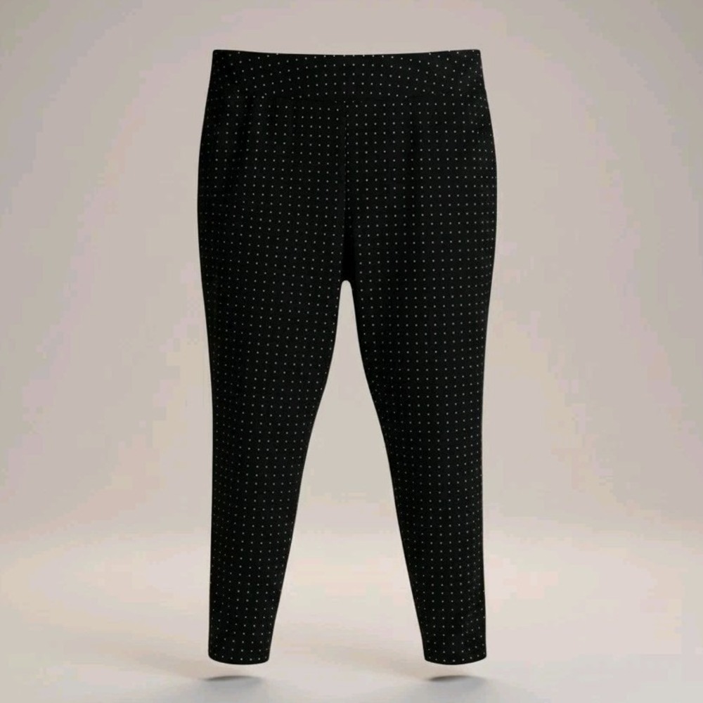 Investments Women's 20W Black Diamond Straight Leg Elastic Waist High Rise Pants